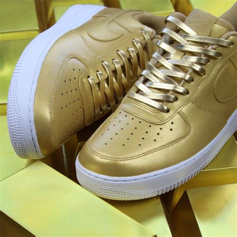 nike air force hände|air force 1 sneaker gold.